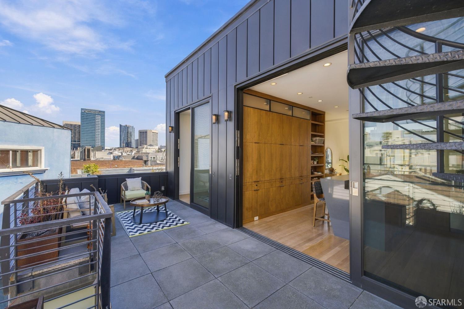 476 Linden Street