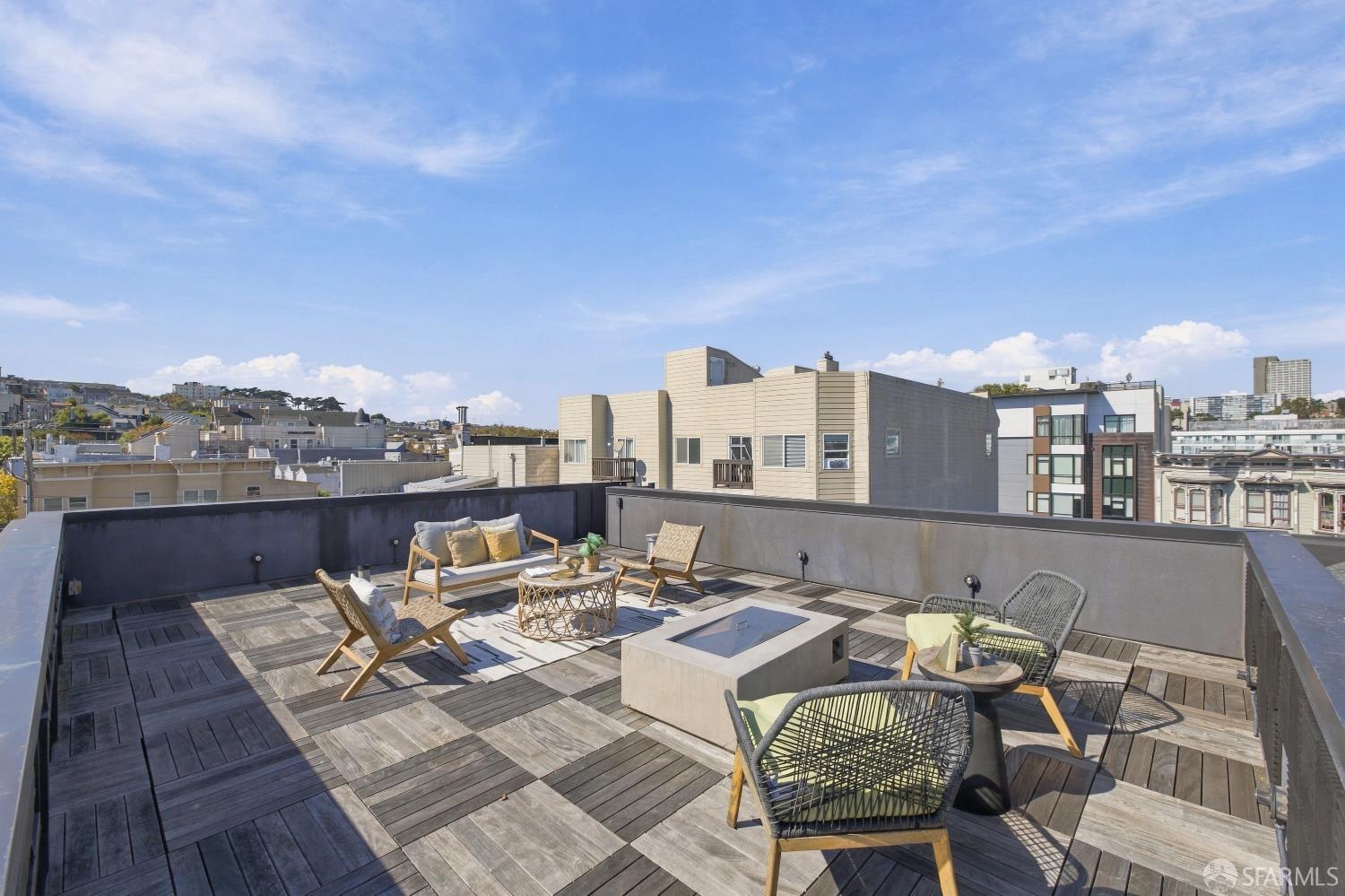 476 Linden Street