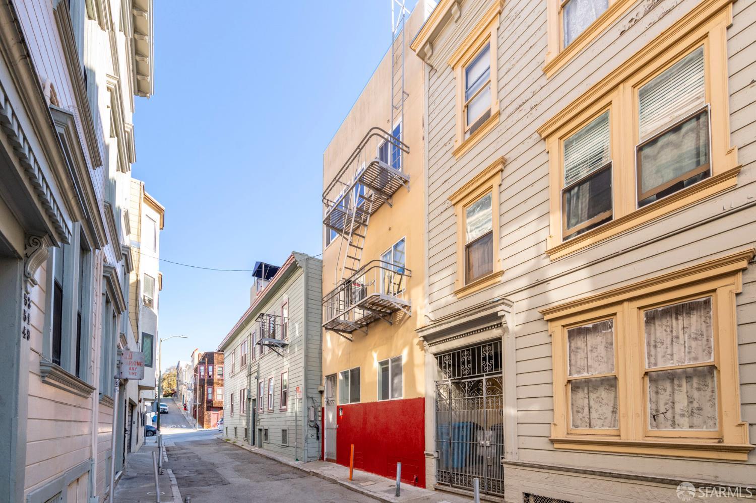 52-56 Varennes Street
