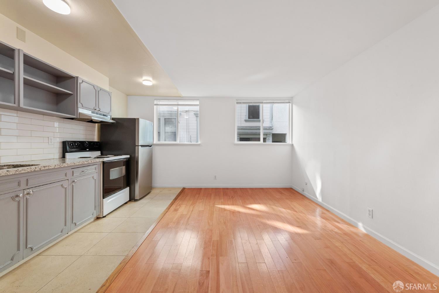 52-56 Varennes Street