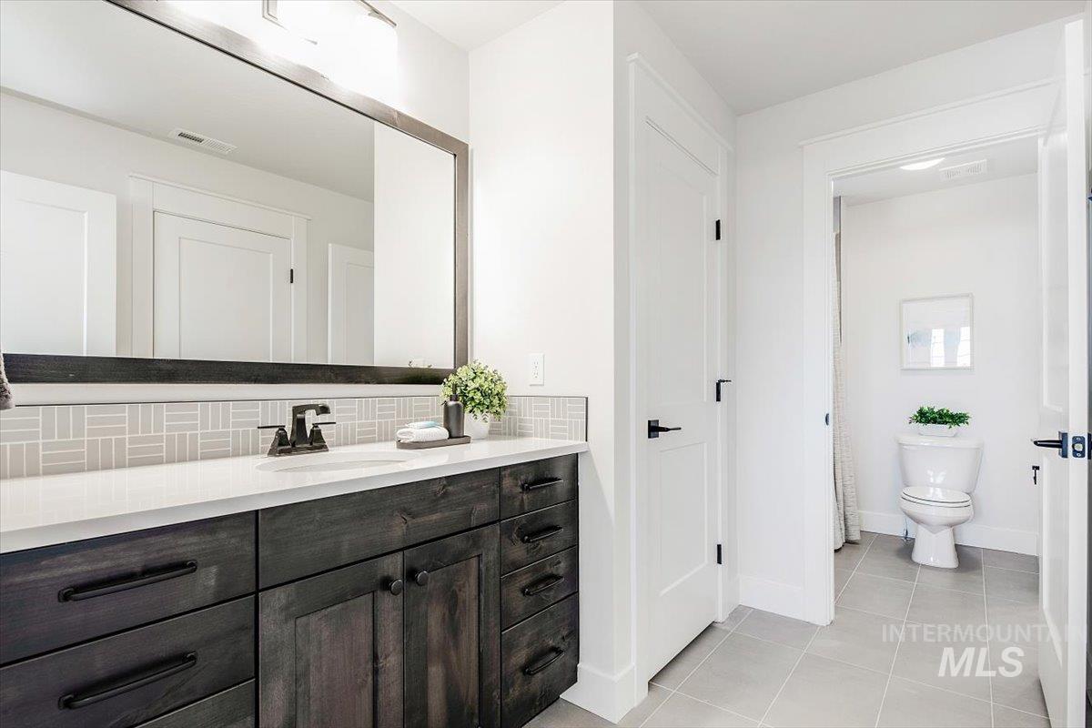 977 E Territory Street Unit: GPS not updated use directions