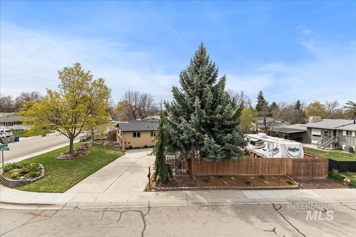 8505 W Stynbrook Drive