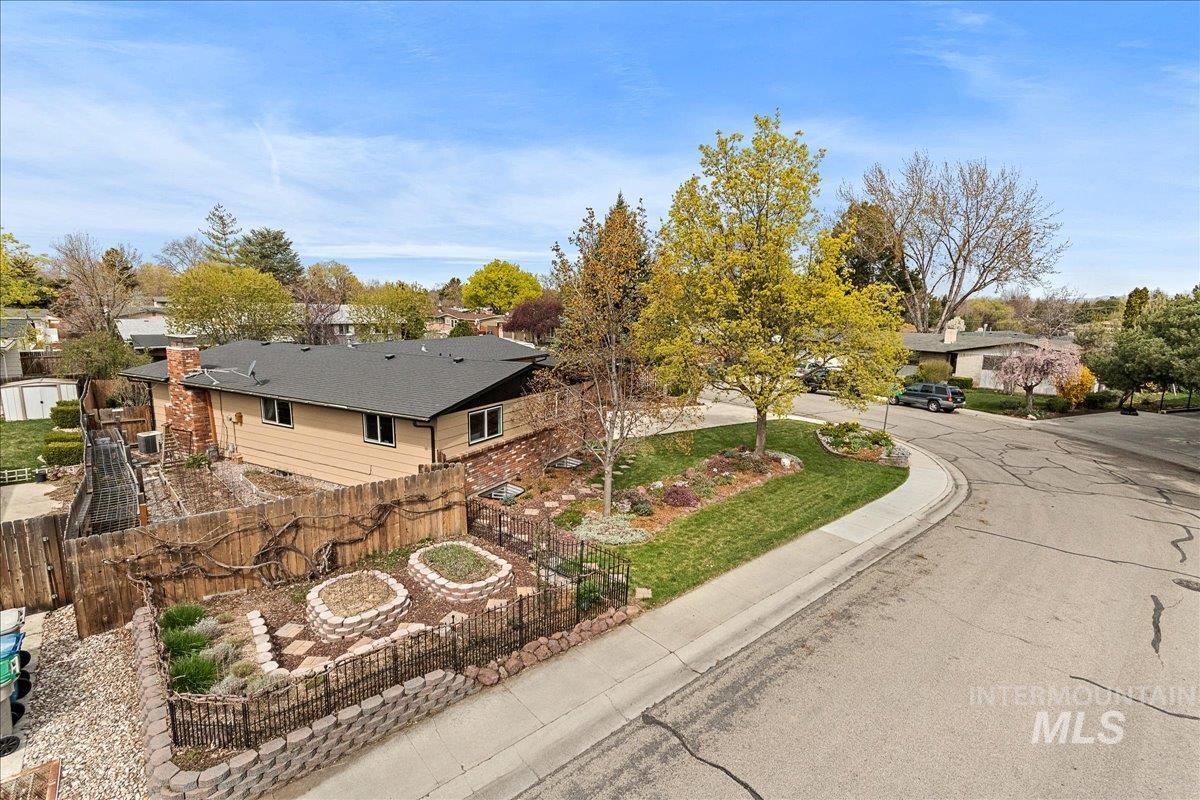 8505 W Stynbrook Drive