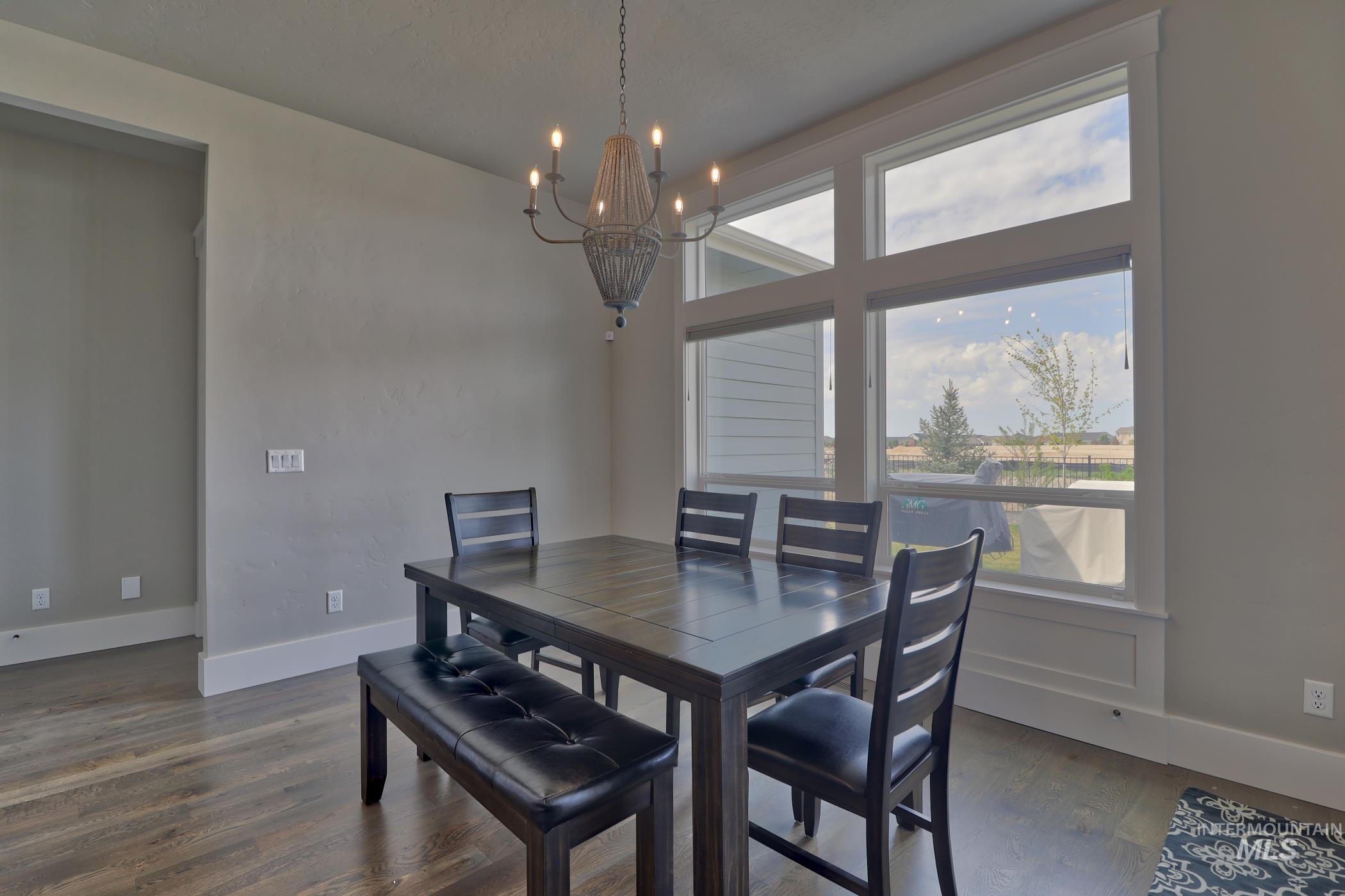 2219 N Fountainhead Way