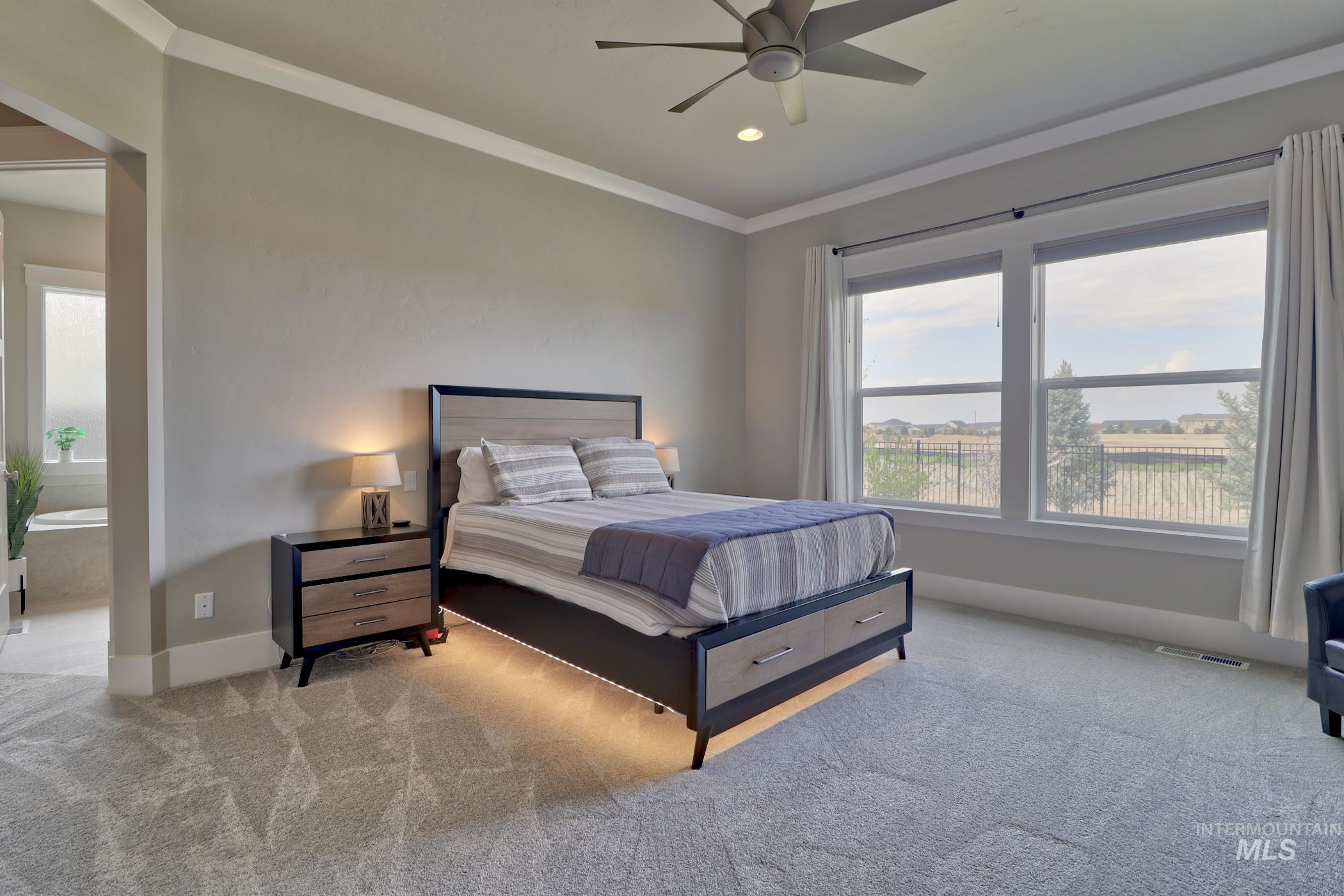 2219 N Fountainhead Way