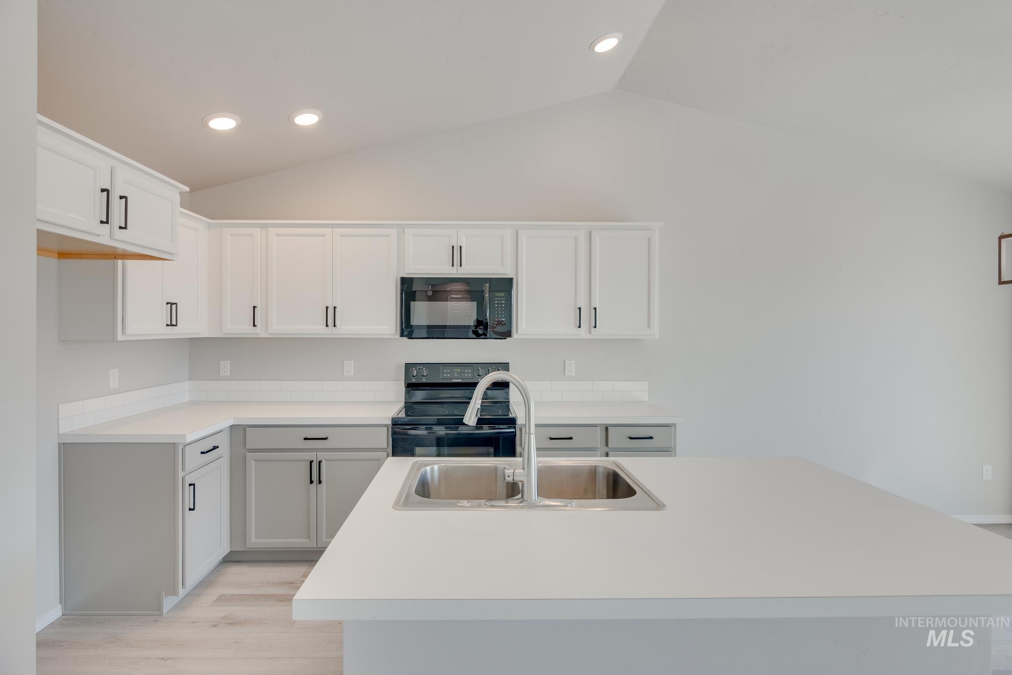 2217 W Trout Lily St