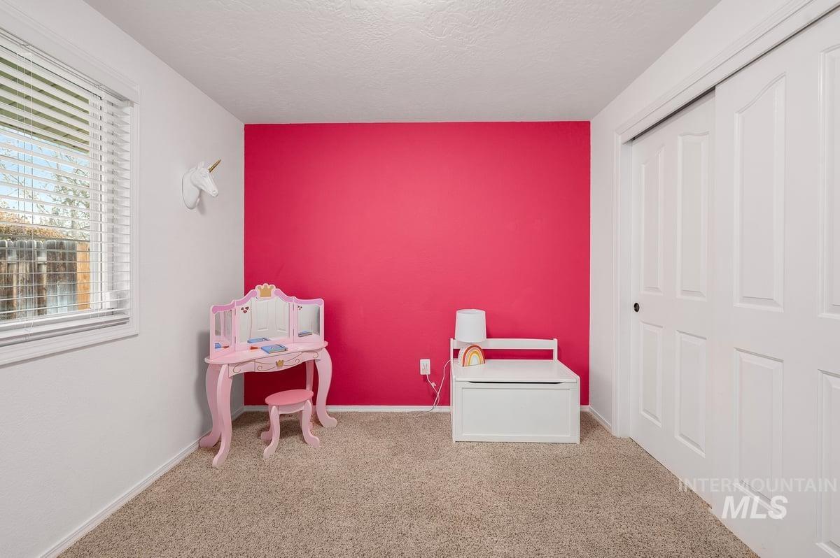 11434 W Montana