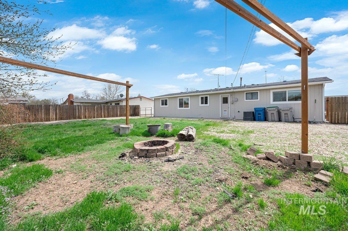 7950 W Cummins Ave
