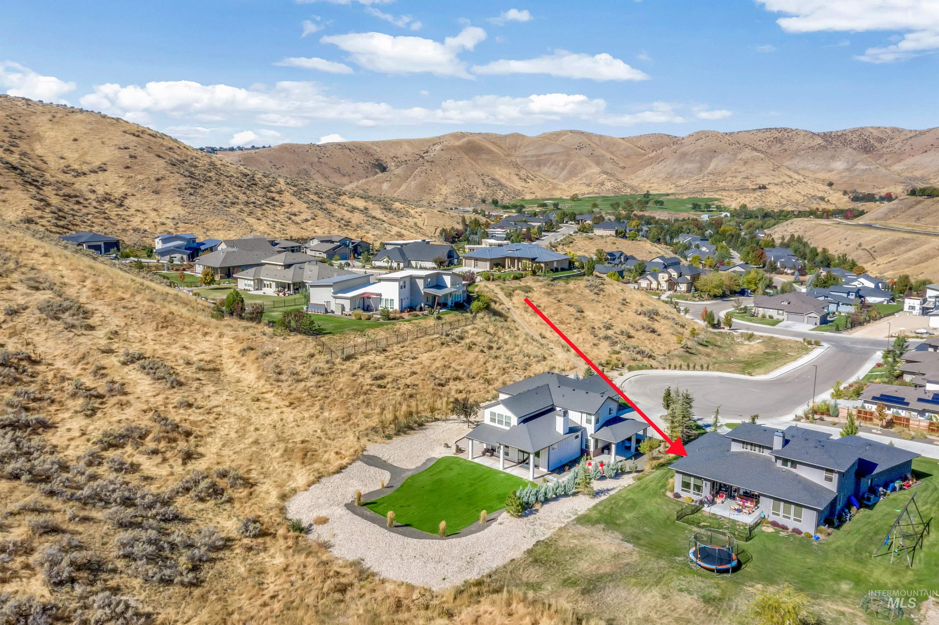 3986 N Goshawk Pl