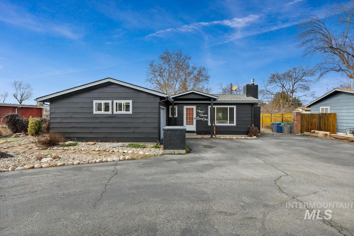 4701 N Collister Drive