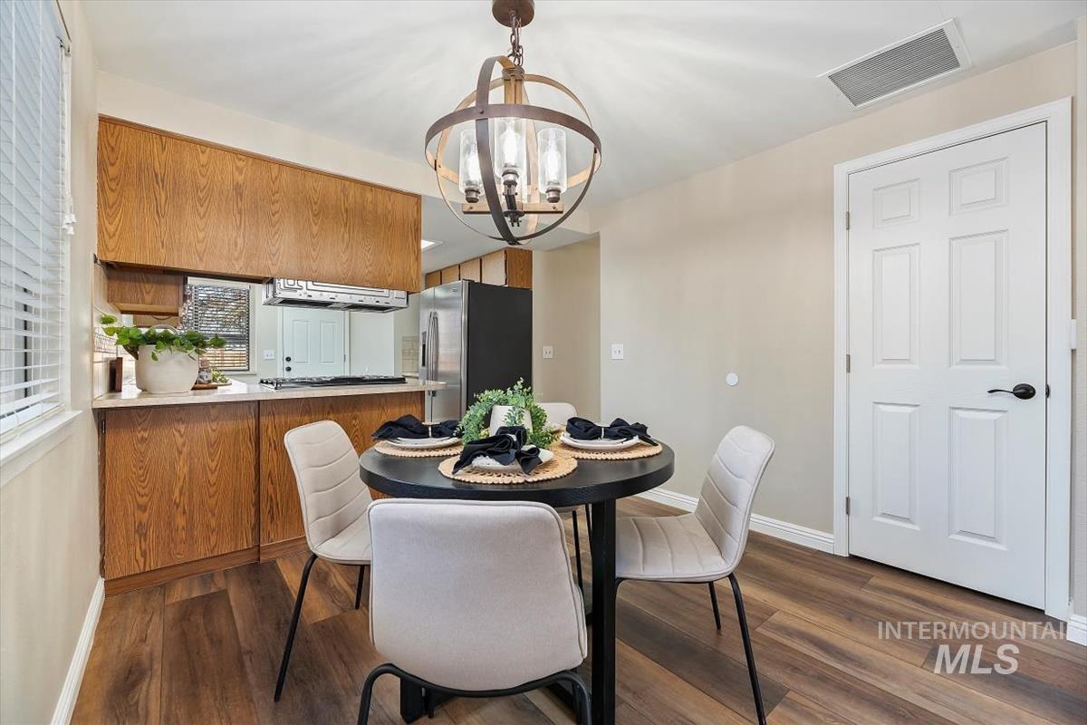5672 W Ellens Ferry Dr.