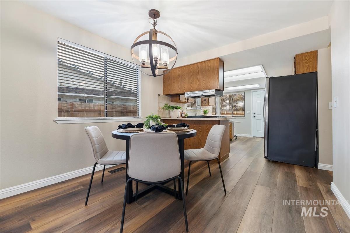 5672 W Ellens Ferry Dr.
