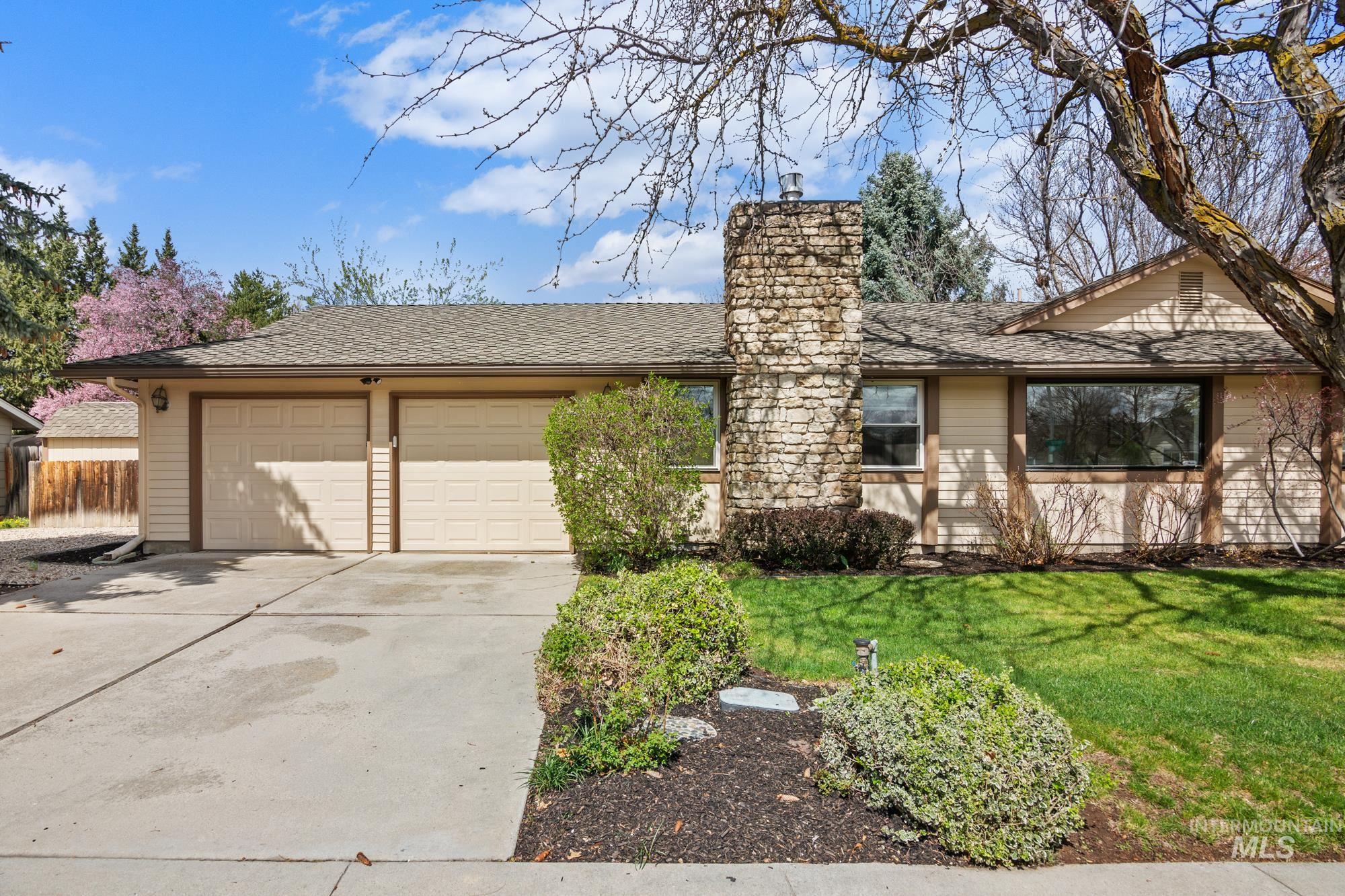 2957 S Raindrop Dr