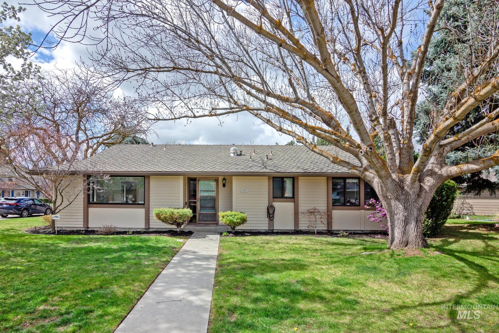 2957 S Raindrop Dr