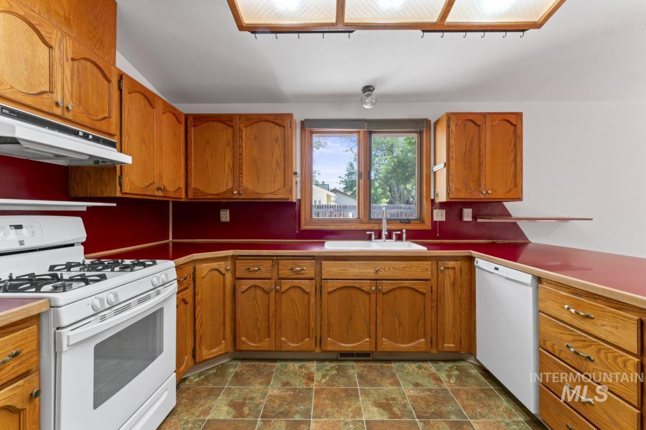 5429 W Ellens Ferry Dr.