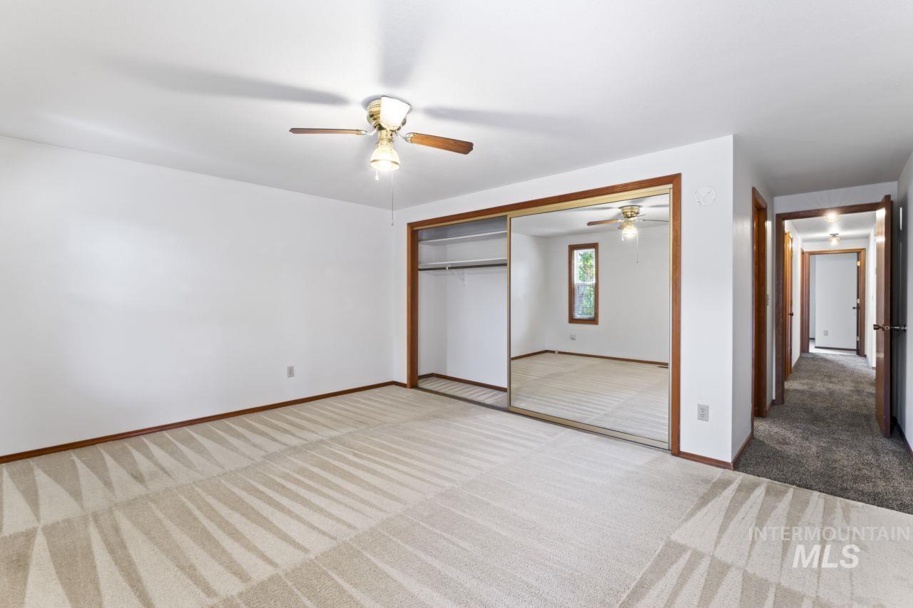 5429 W Ellens Ferry Dr.