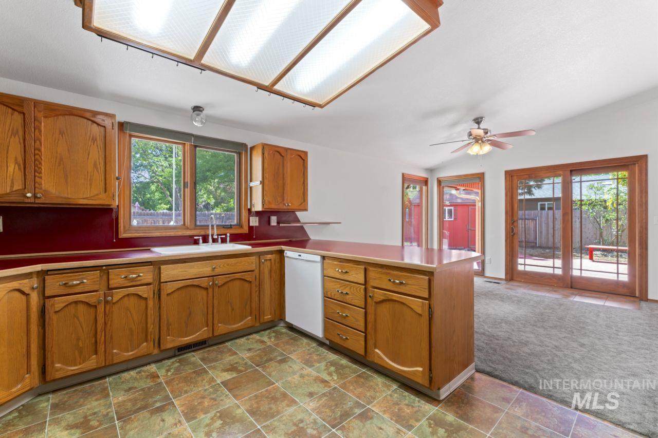 5429 W Ellens Ferry Dr.