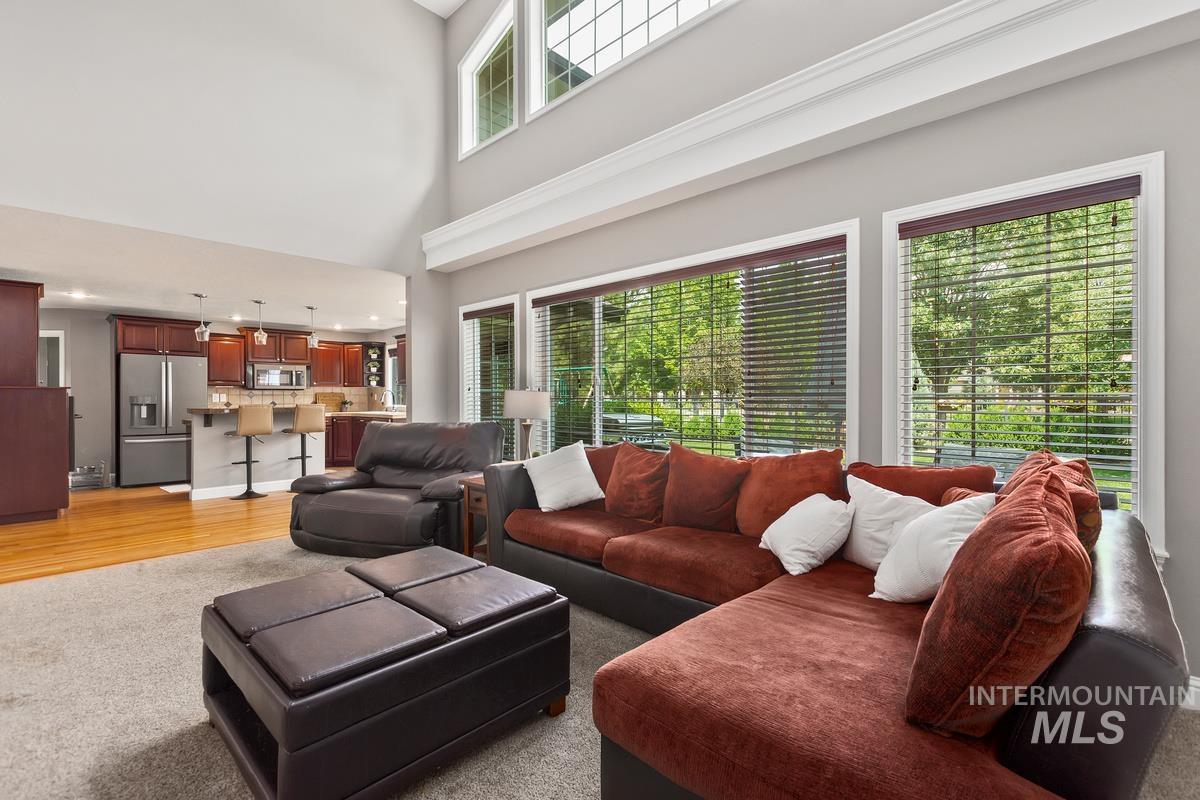 978 E Covey Run Court