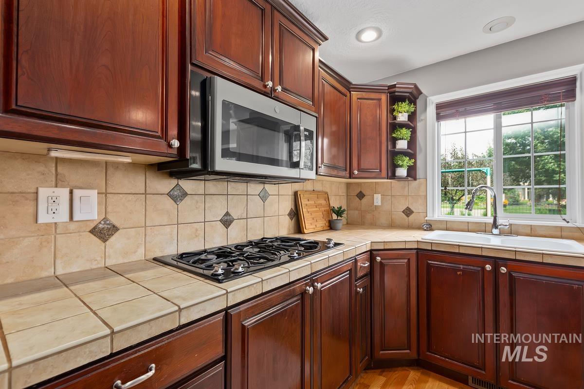 978 E Covey Run Court