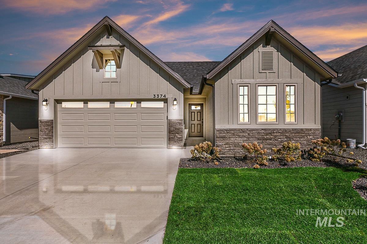 129 W Radiant Ridge