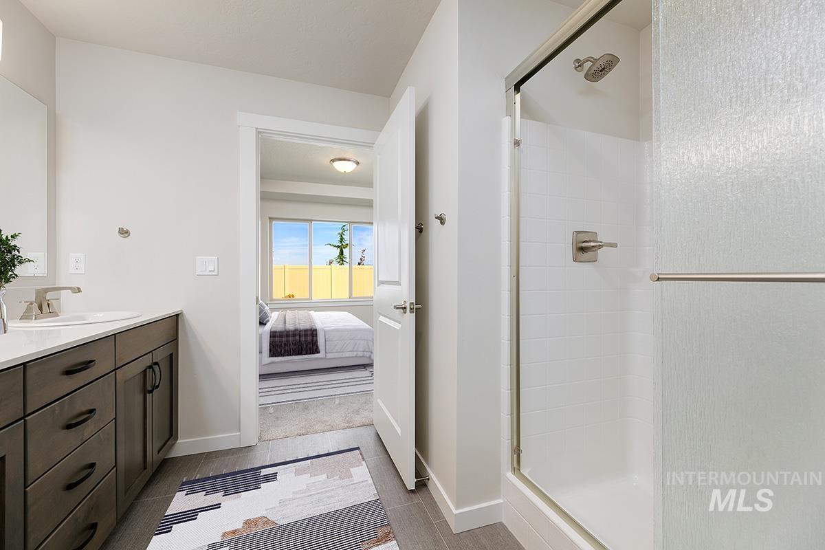 129 W Radiant Ridge