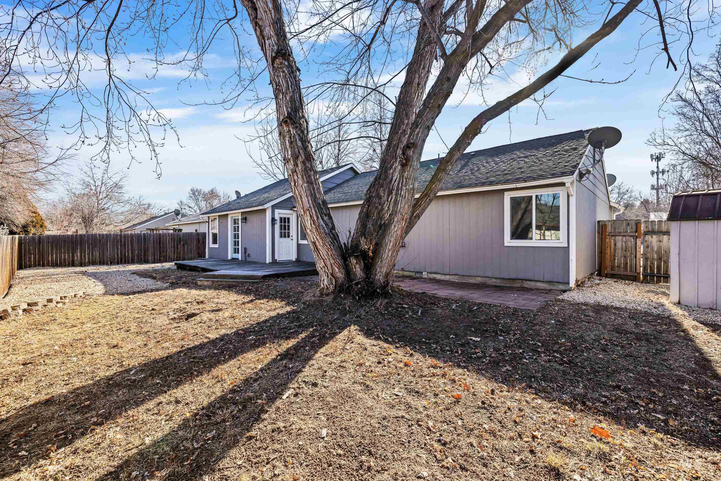 3938 N Cambria Way