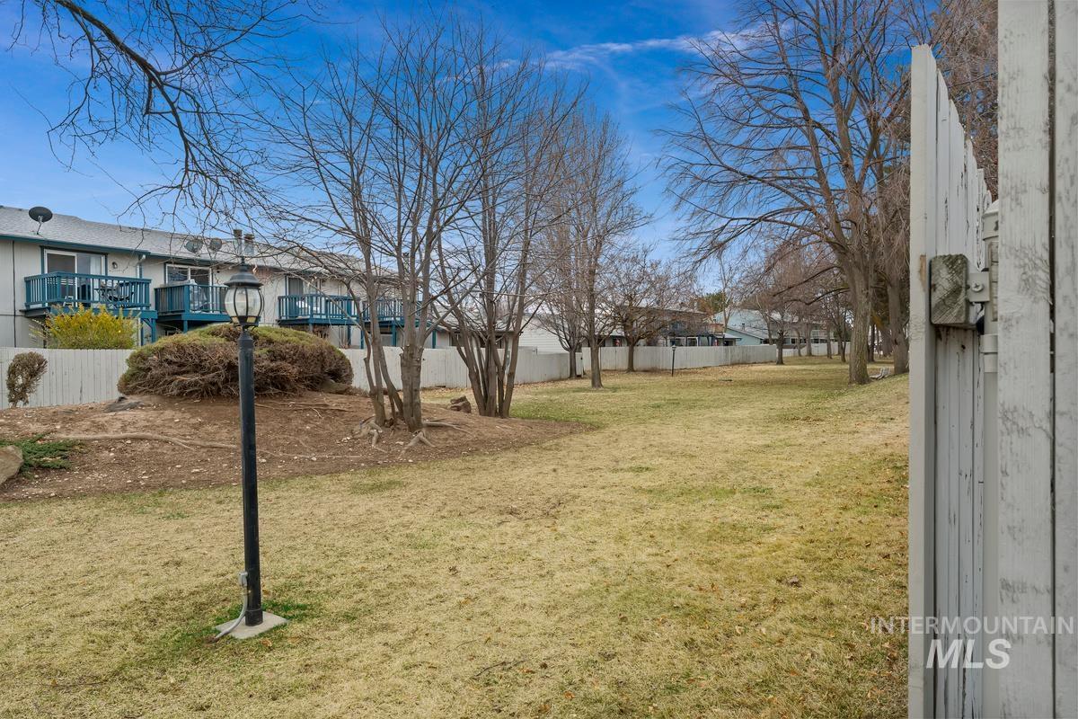 6233 W Morris Hill Rd.