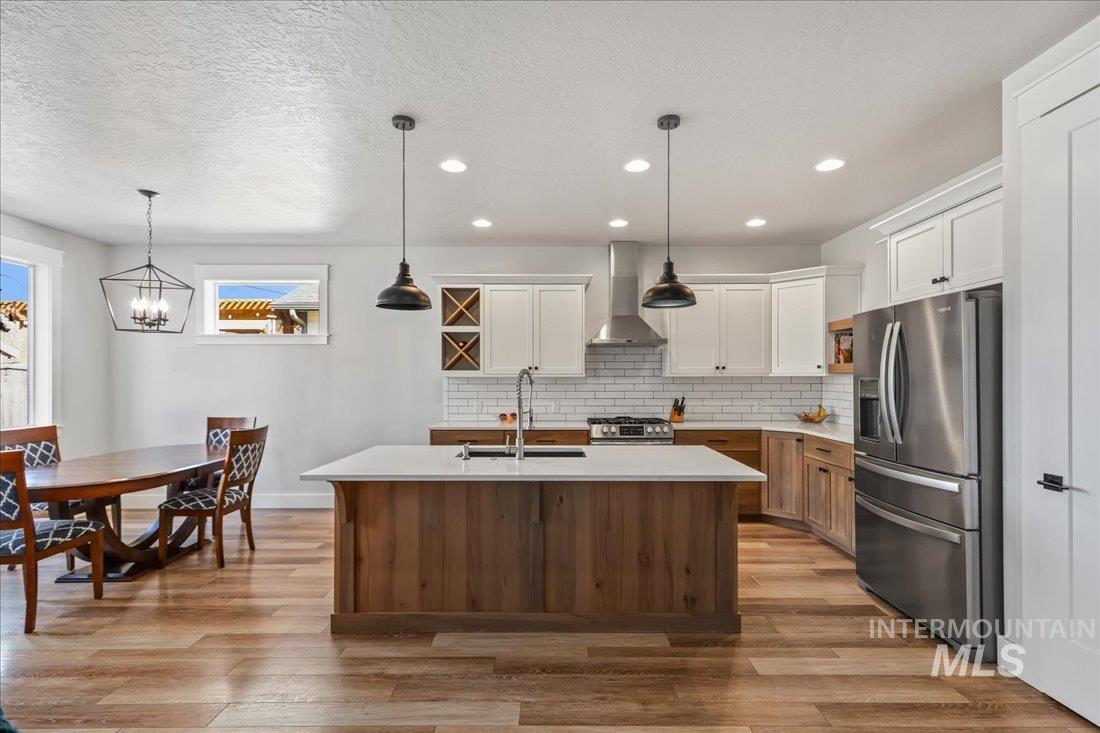 5034 W Alamosa St.