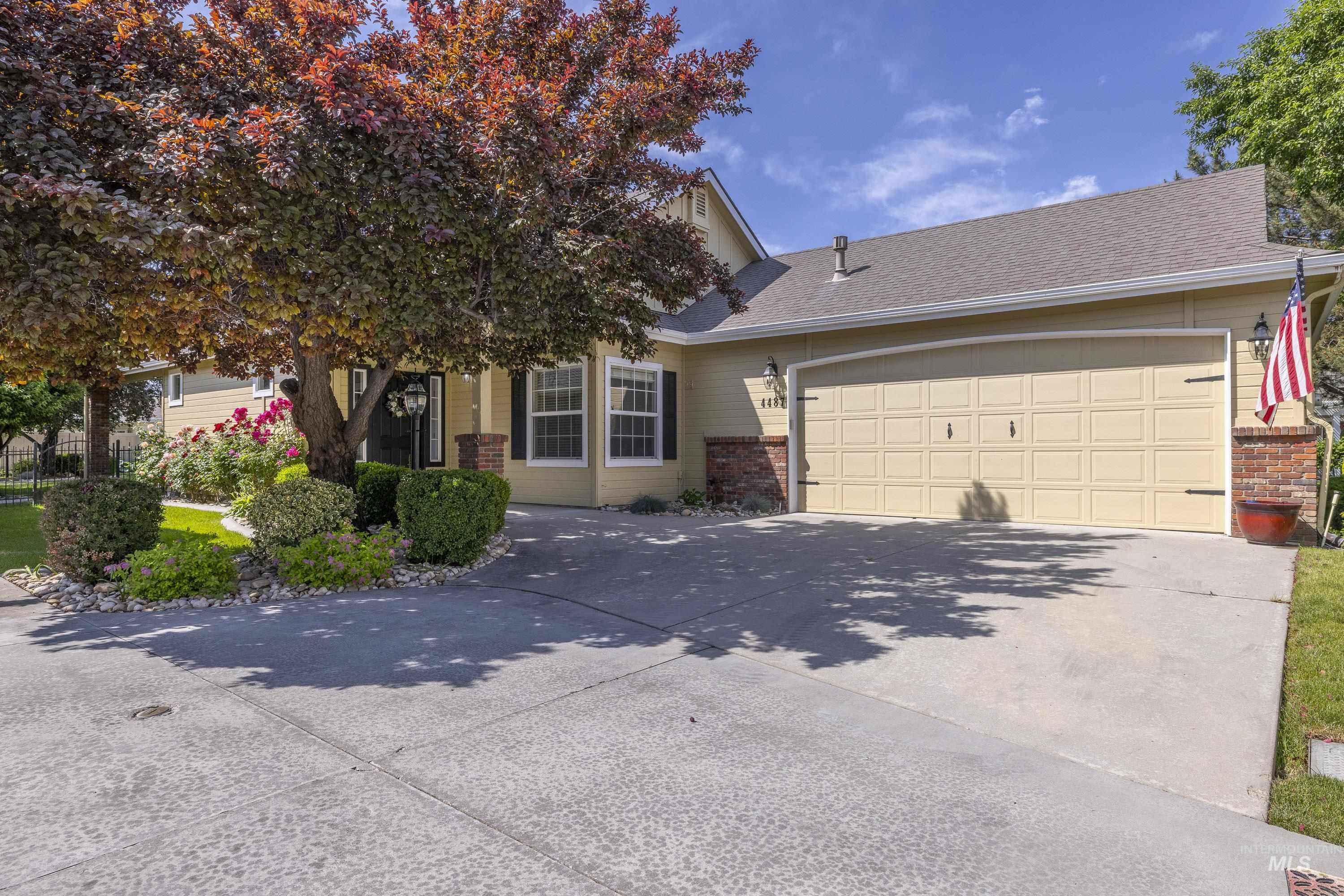 4487 Bunker Ln