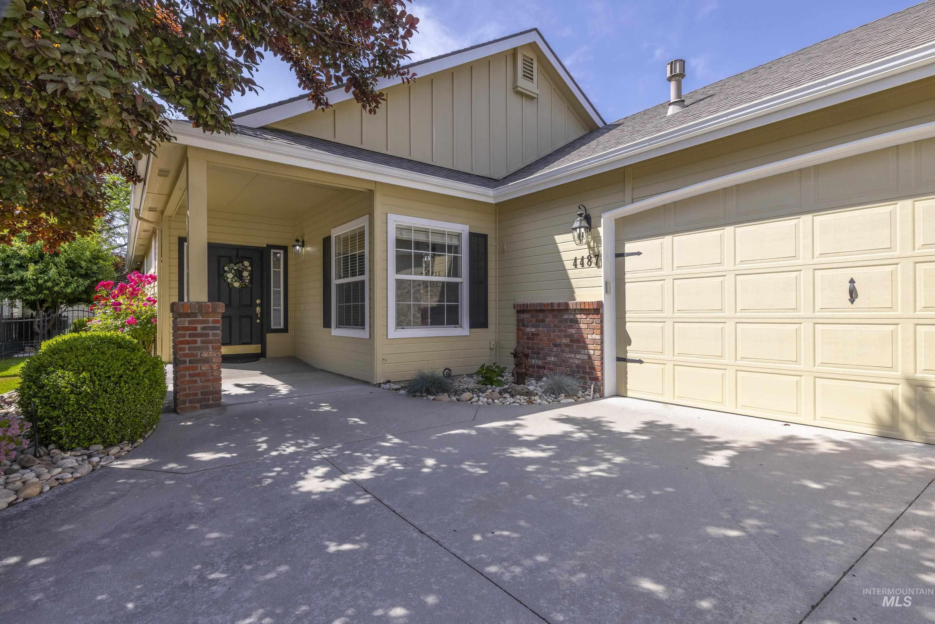 4487 Bunker Ln