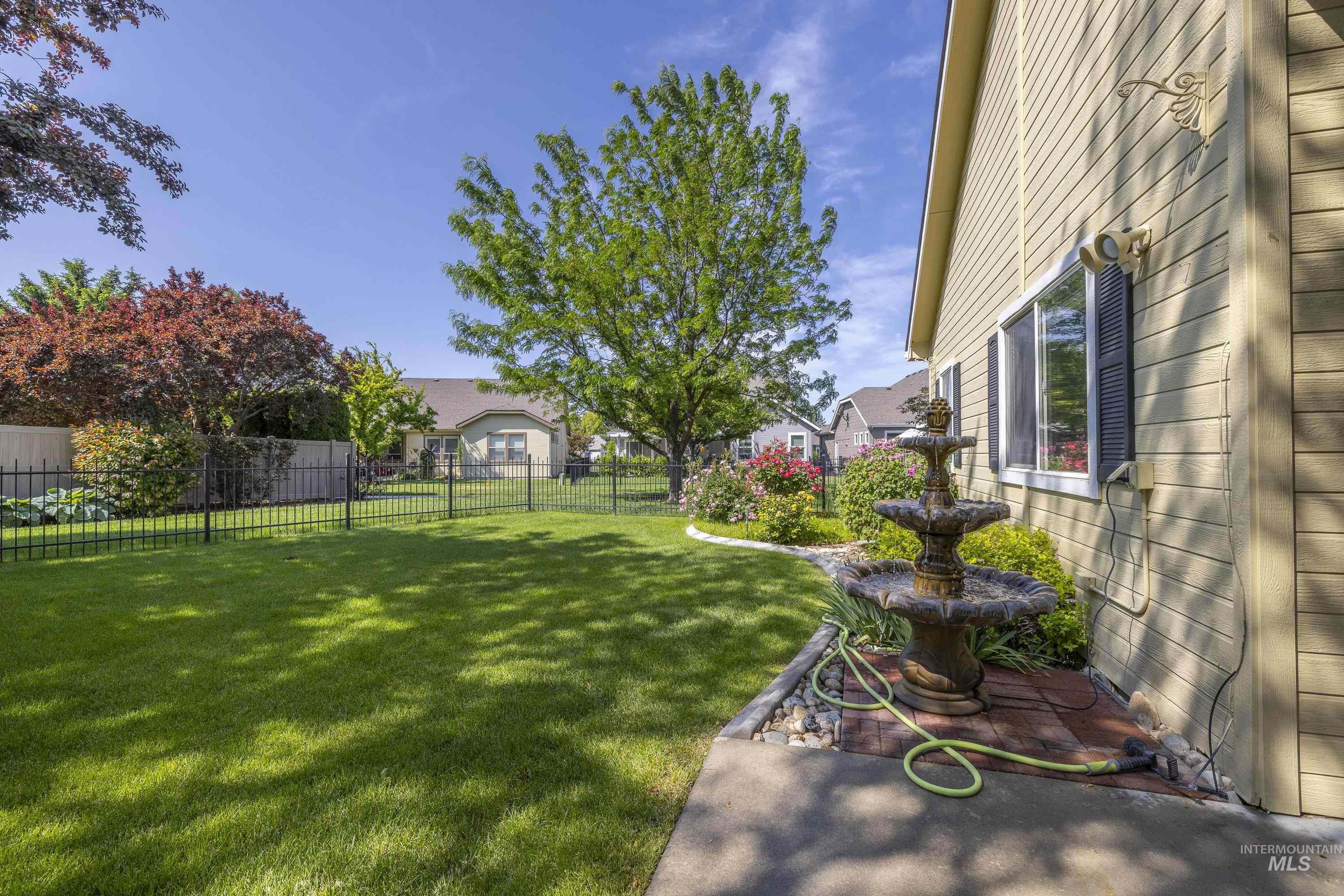 4487 Bunker Ln