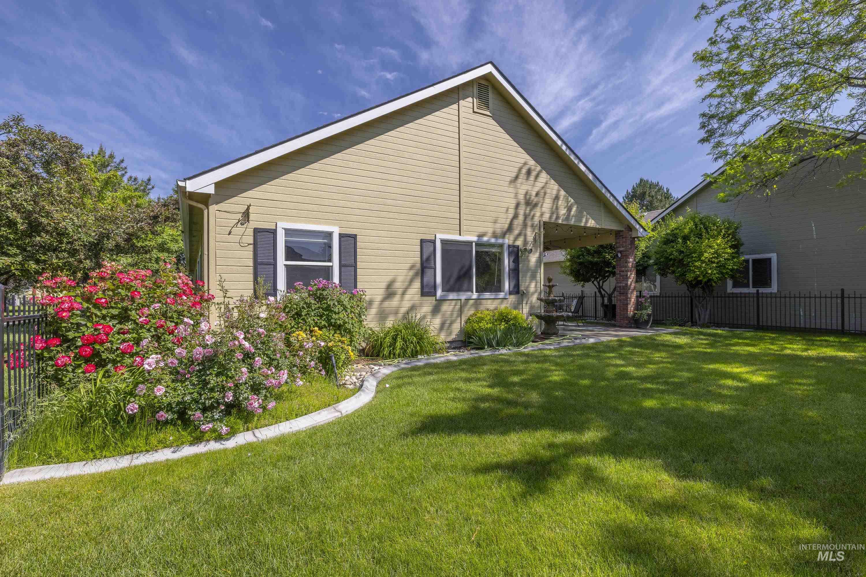 4487 Bunker Ln