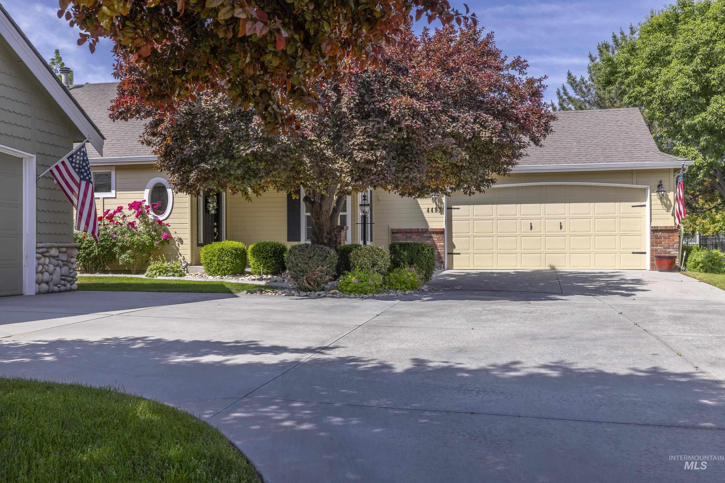 4487 Bunker Ln
