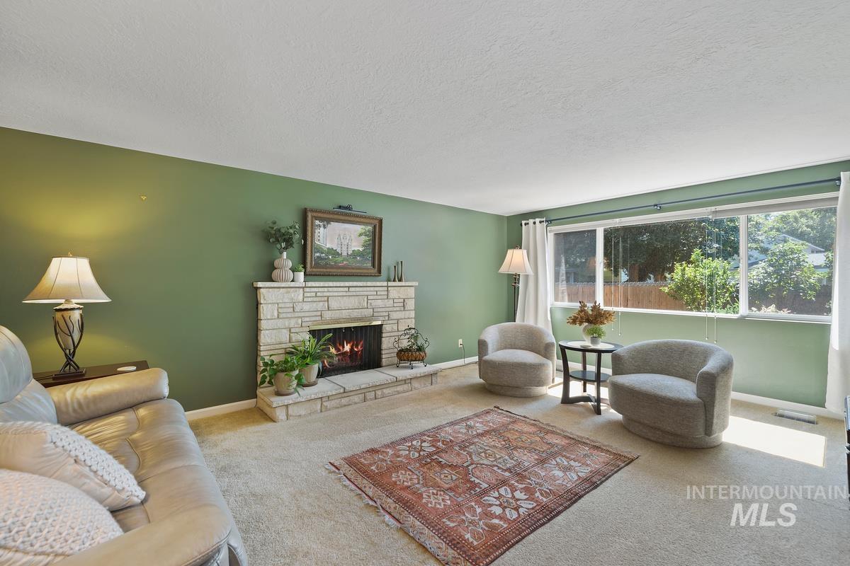 8505 W Stynbrook Drive