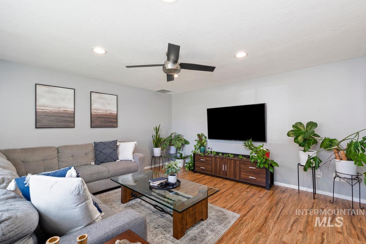 9531 W Atmore Dr