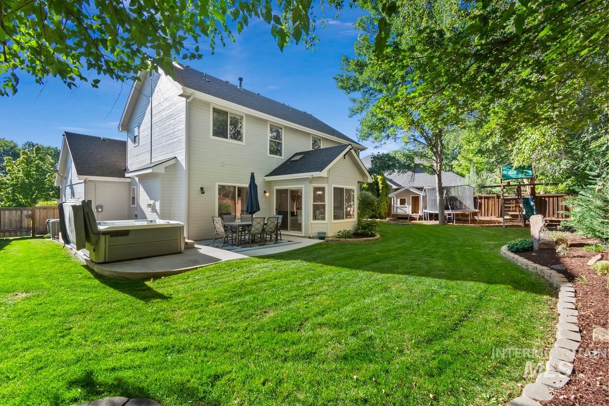 5350 E Softwood