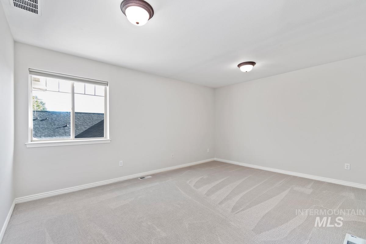 5350 E Softwood