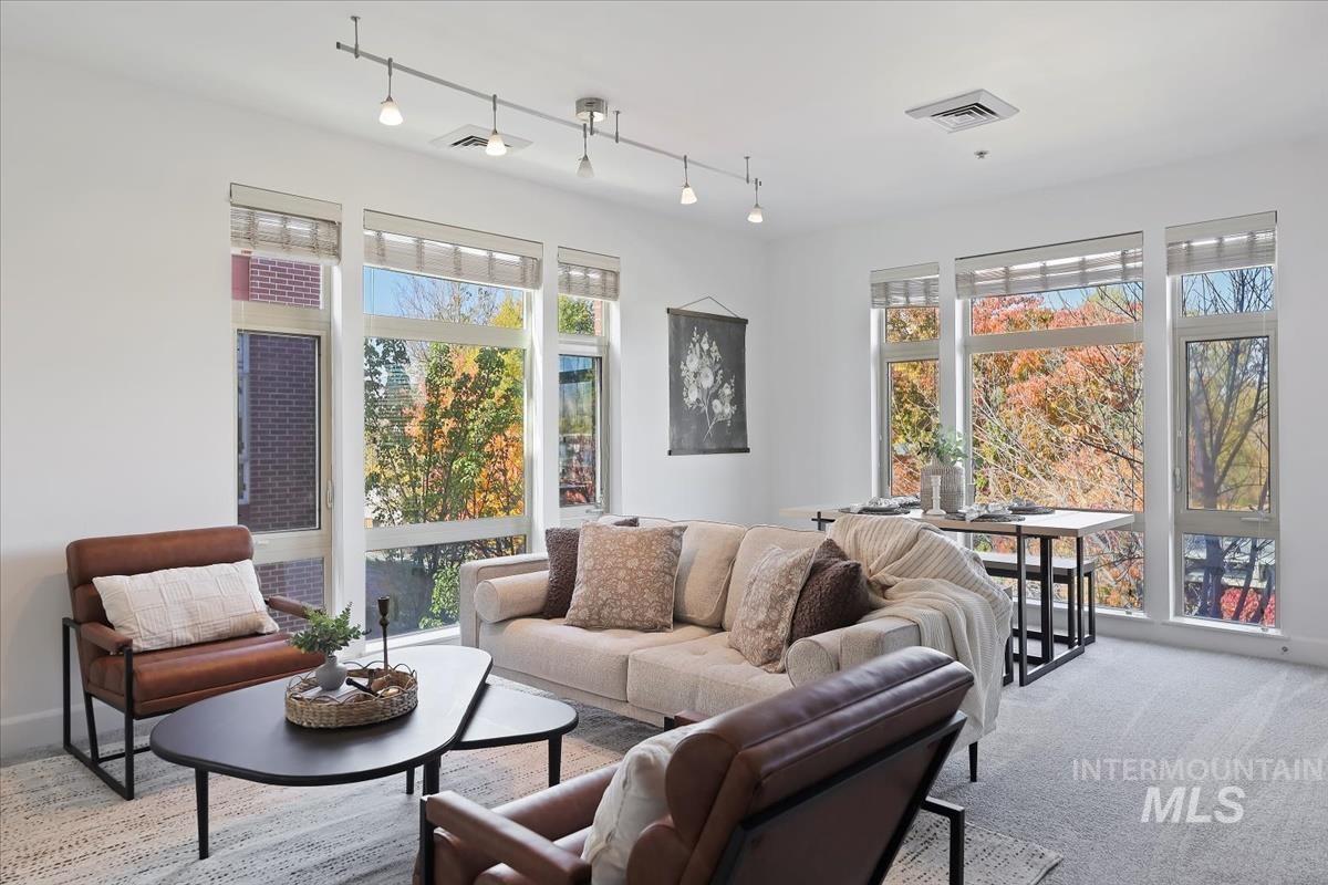 406 S 13th St Unit: 307