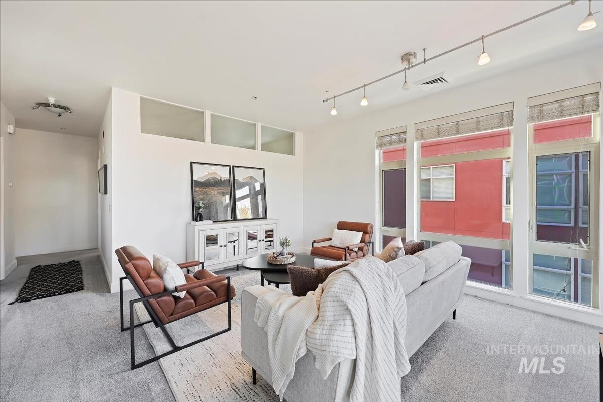 406 S 13th St Unit: 307