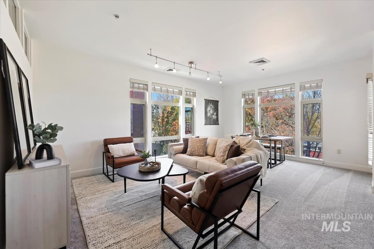 406 S 13th St Unit: 307