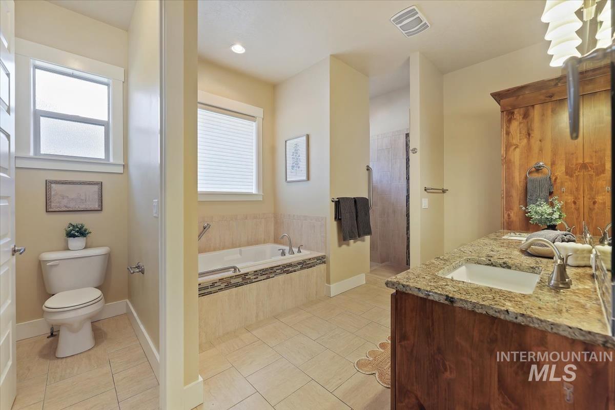 484 W W Oakhampton Dr