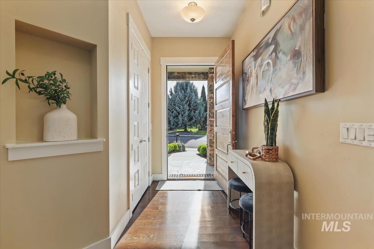 484 W W Oakhampton Dr