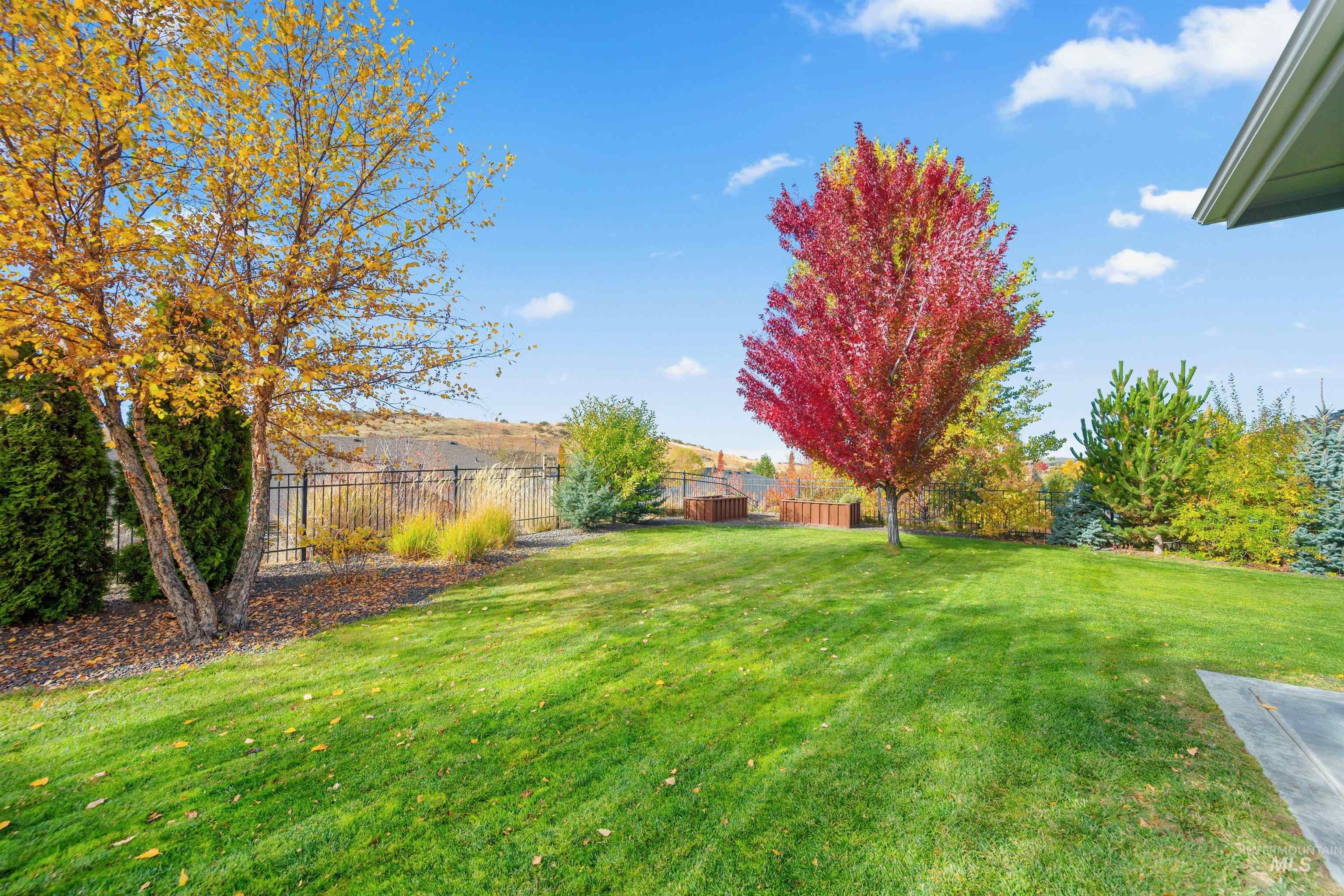 4523 W Sage Creek Drive