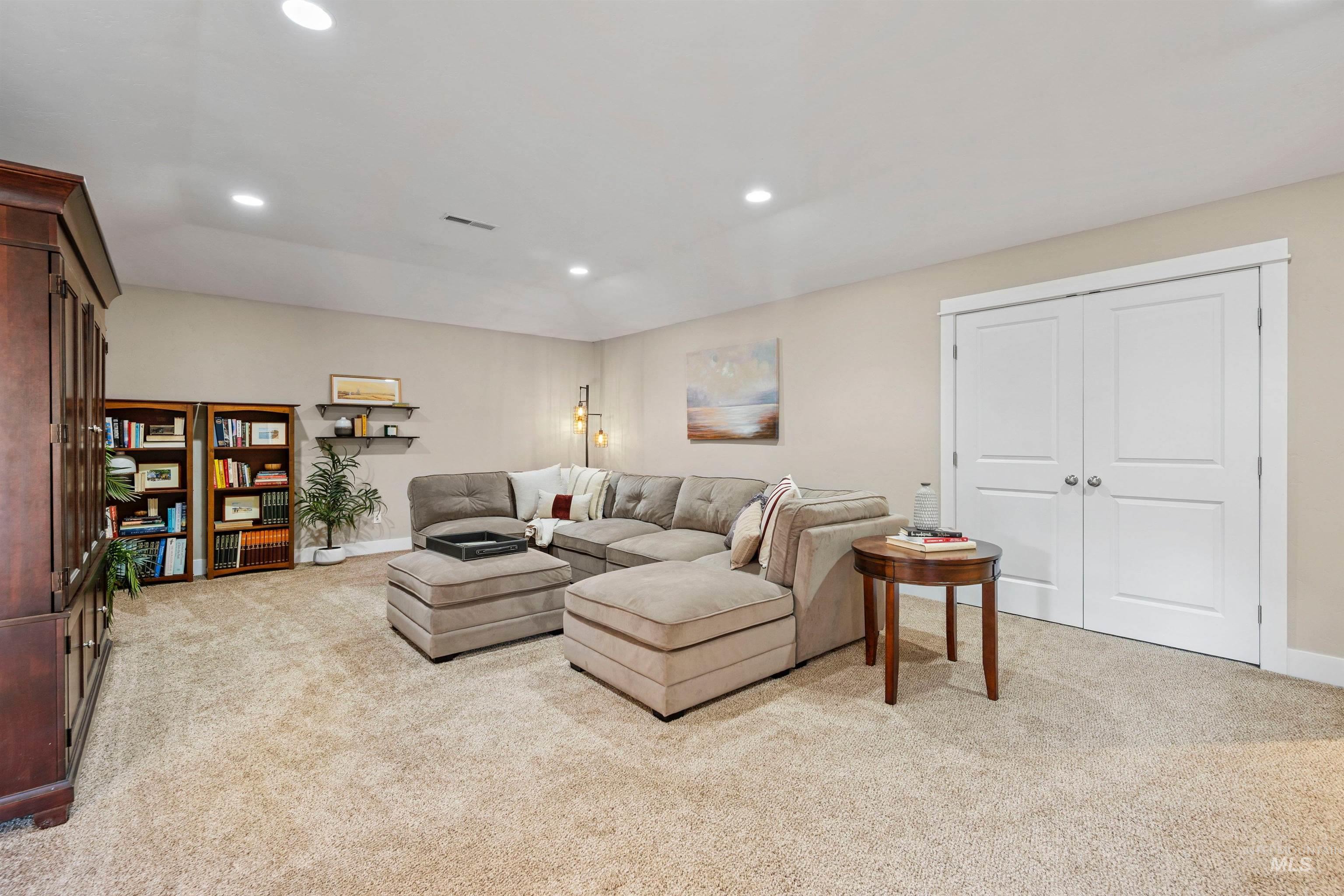 4523 W Sage Creek Drive