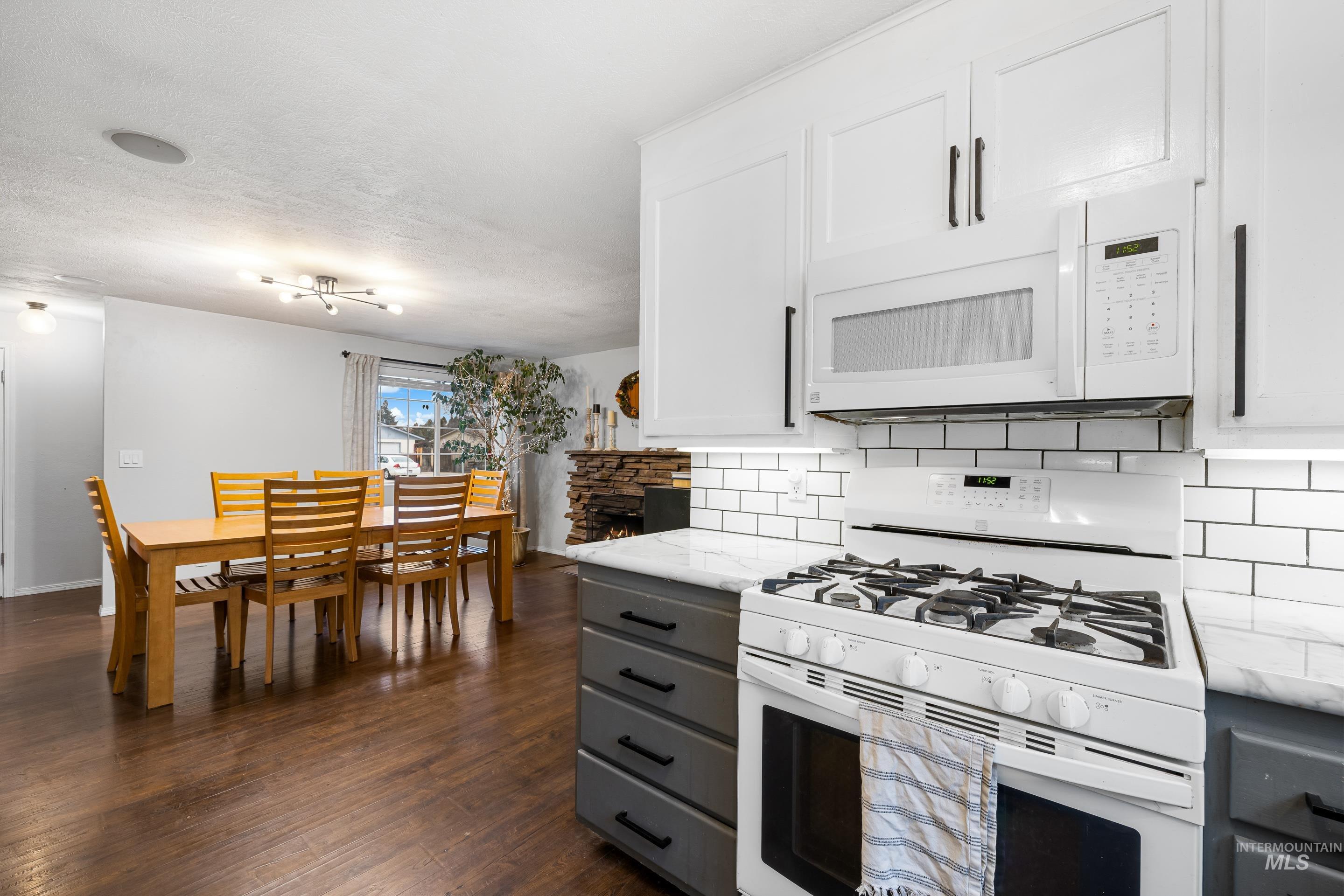 3333 N Pepperwood Dr