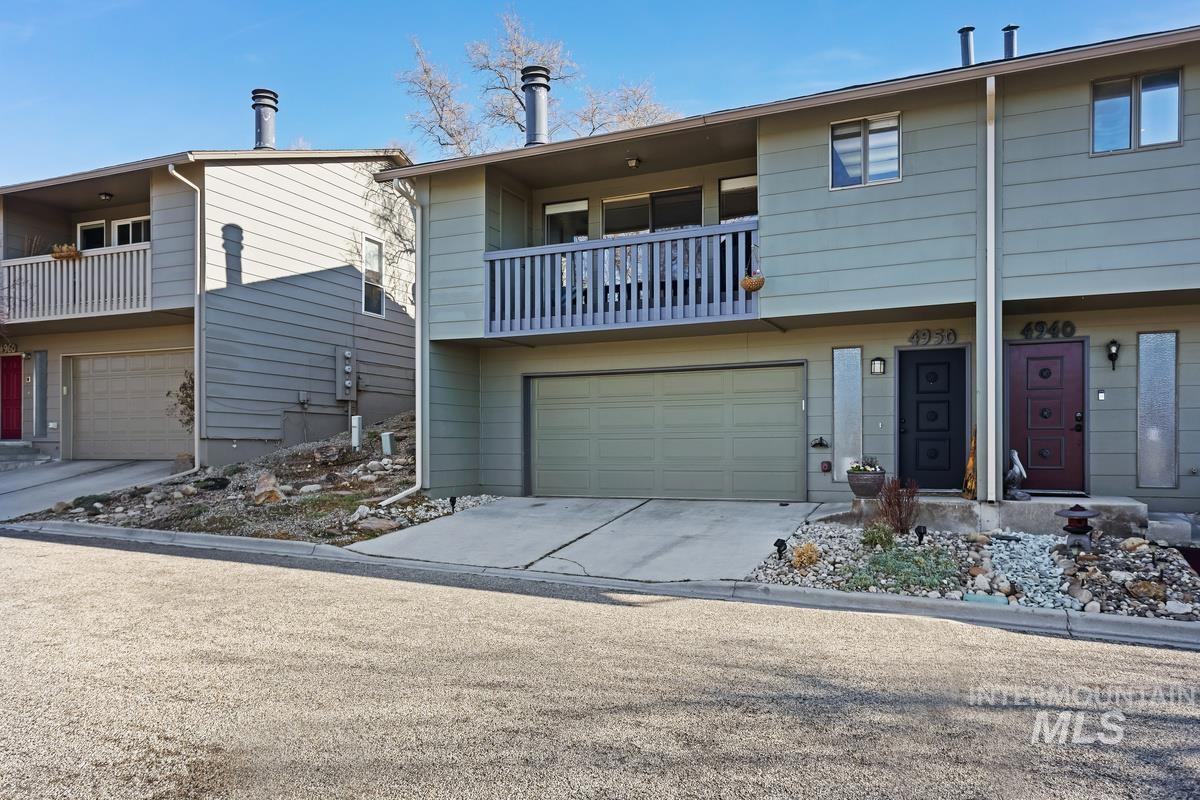 4950 N Bitterbrush