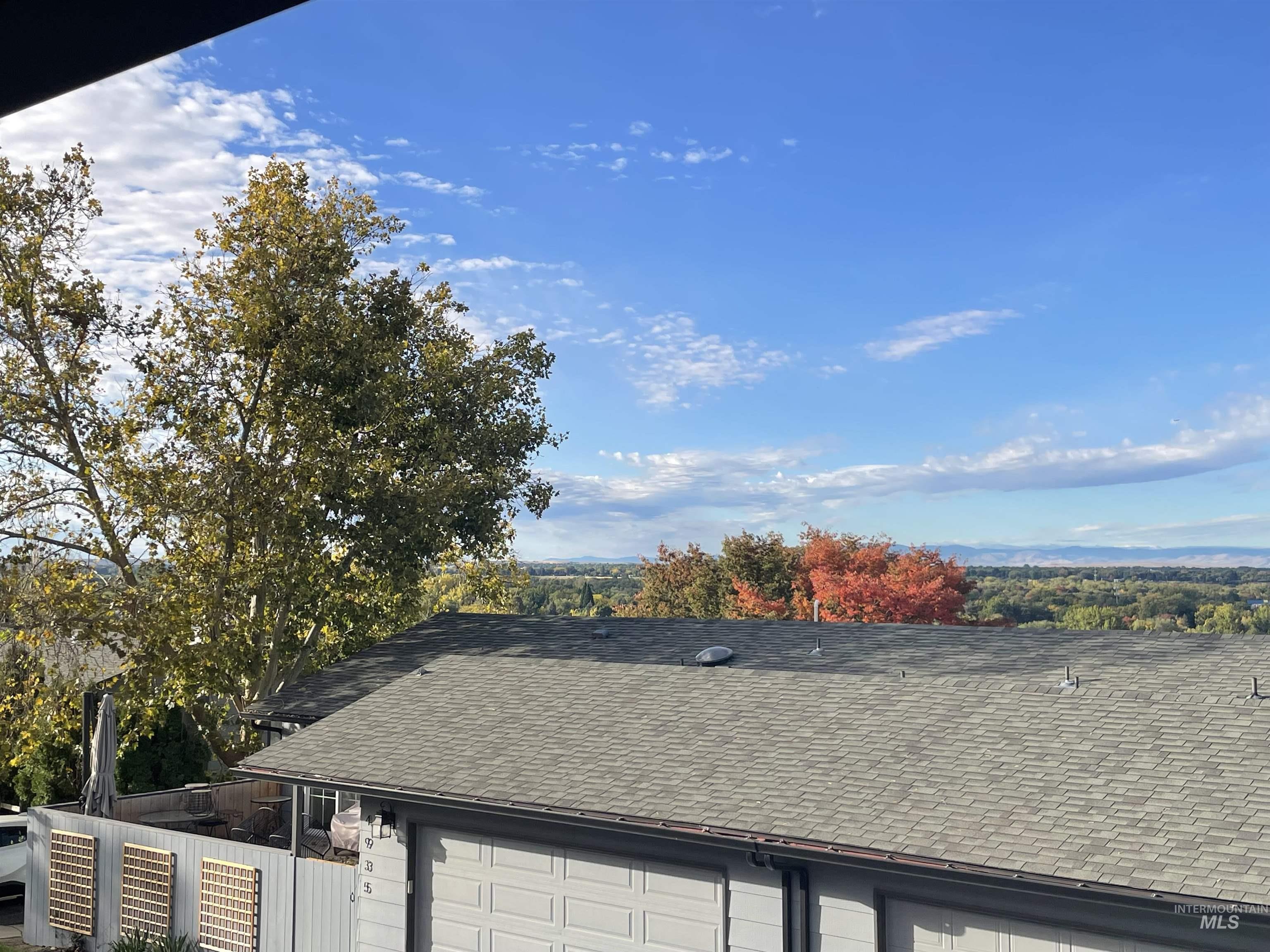 4950 N Bitterbrush