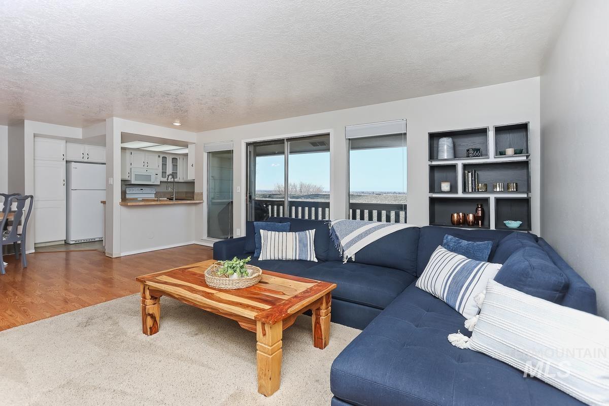 4950 N Bitterbrush