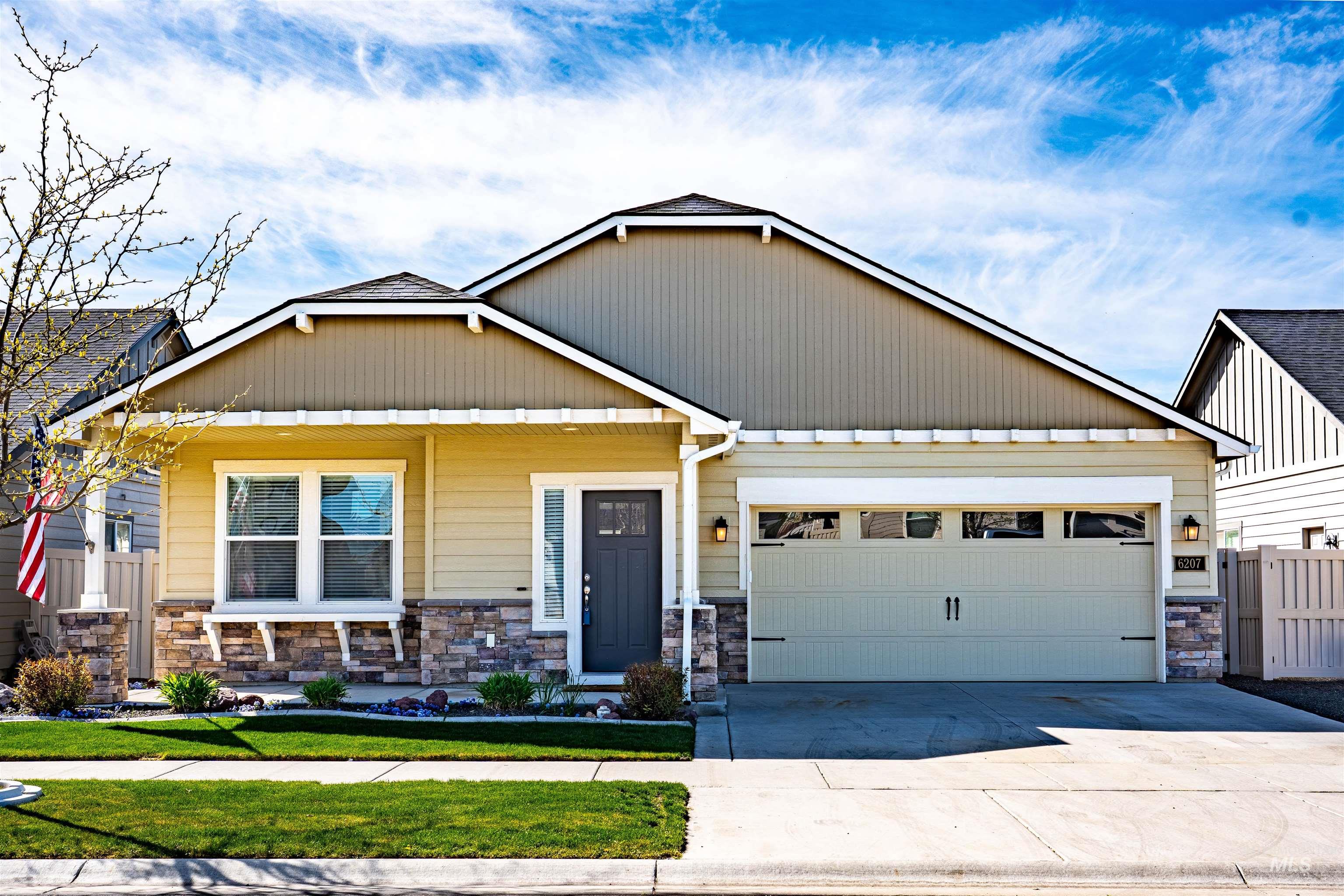 6207 W Mattawa