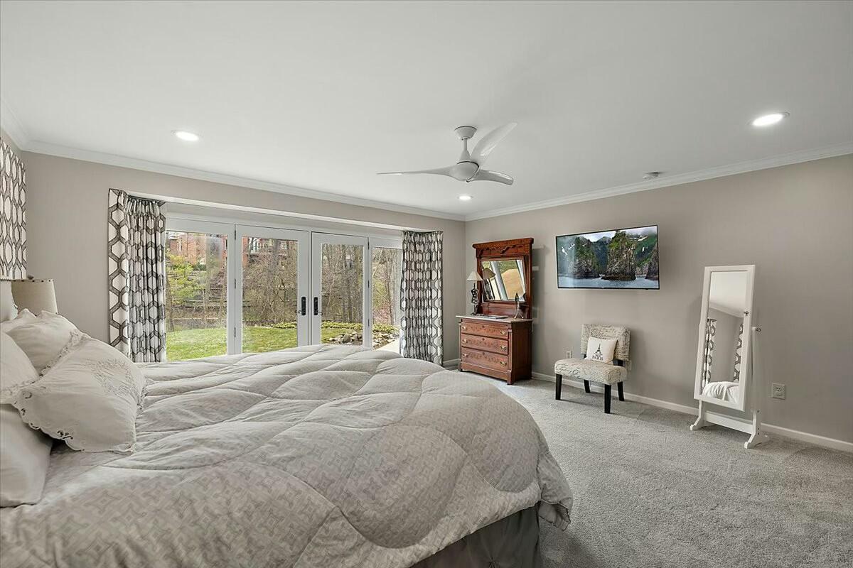 4770 Forest Ridge Court